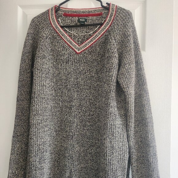 Roots Sweater XL - Picture 1 of 5